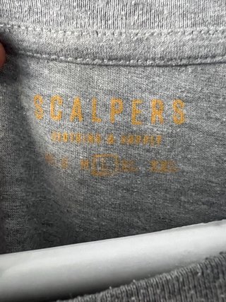 Camiseta Scalpers Gris Talla L