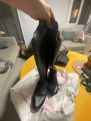 Chaleco de Protección Hípica, casco y botas