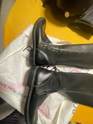 Chaleco de Protección Hípica, casco y botas