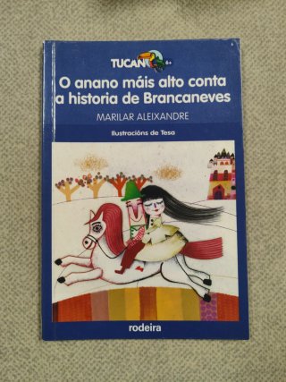 O anano máis alto conta a historia de Brancaneves