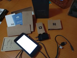 Bq Aquaris E4-5 Negro