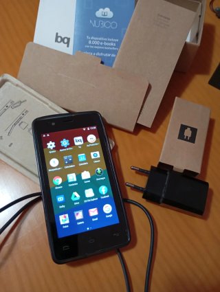 Bq Aquaris E4-5 Negro