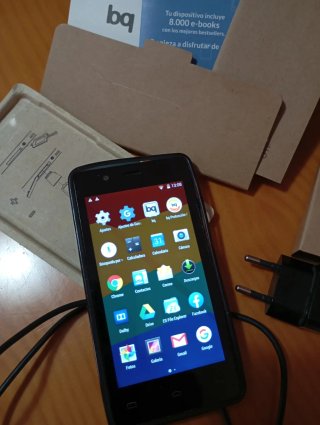 Bq Aquaris E4-5 Negro