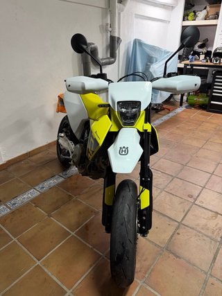Husqvarna 701 Supermoto 2026