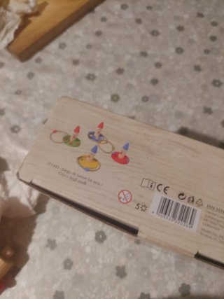Juego de mesa de anillas de madera