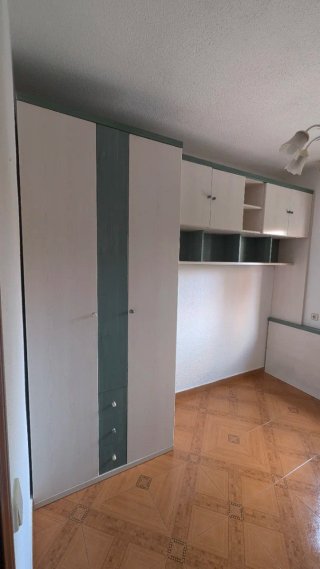 Conjunto juvenil armario y estanterías