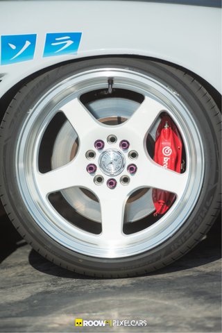 Llantas 59North 18x10,5 ET25