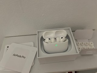 Apple AirPods Pro 3