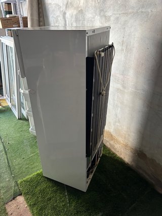 Nevera blanca 55x141x55 cm