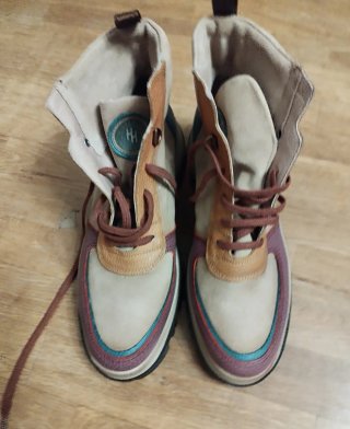 Botas Hispanitas Talla 39 nuevas.