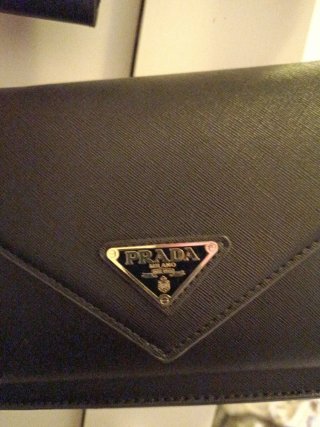 Bolso Prada Negro con Monedero