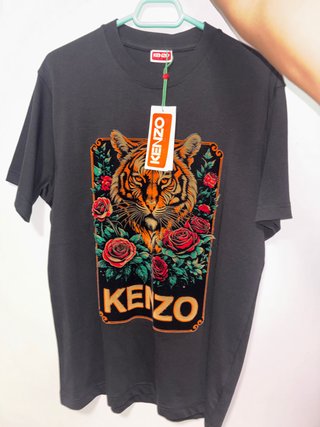 Camiseta Kenzo Negra con Estampado
