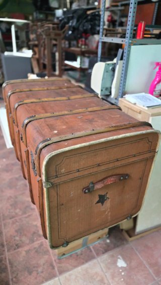 Baúl de Viaje Antiguo / Baúl Mundo Vintage '123 cm
