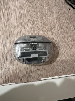 Beats Studio Buds+ transparentes