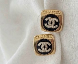 Pendientes Chanel Dorados y Negros