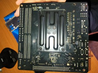 Placa Base ASRock A520M-ITX y Ryzen 3200G