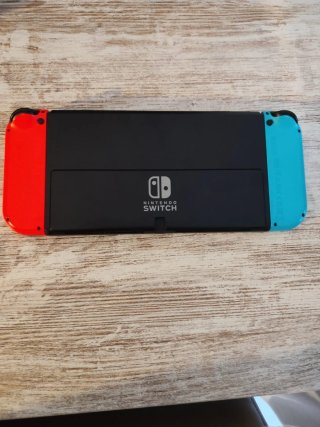 Nintendo Switch Azul y Rojo