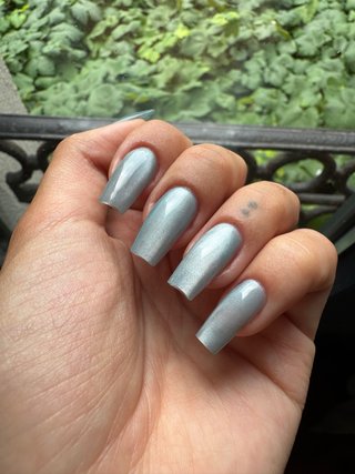 Manicurista en carballo