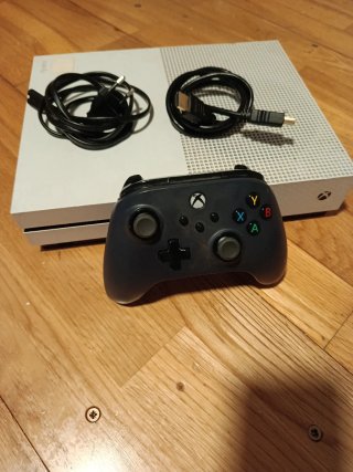 Consola Xbox One S Blanca