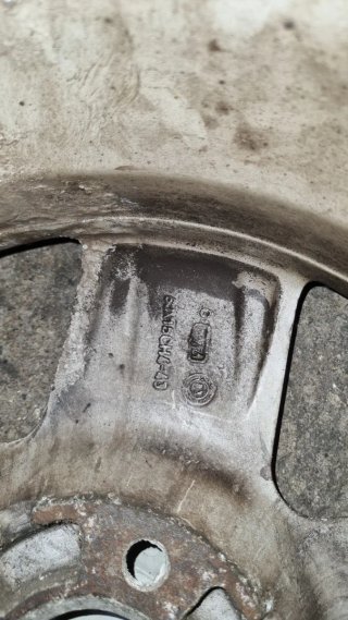 4 Llantas con Neumáticos Renault
