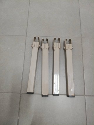 Juego de 4 Patas de Somier.