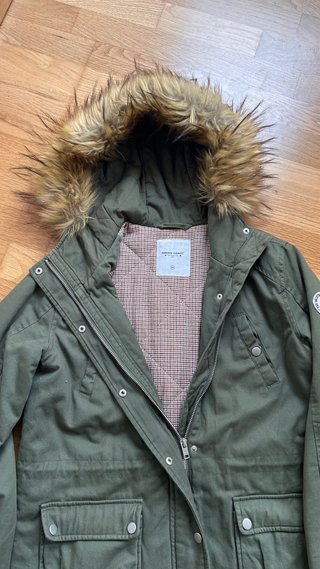 Cazadora verde forrada talla XS