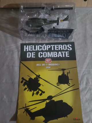 Helicóptero de Combate Bell UH-1 Iroquois