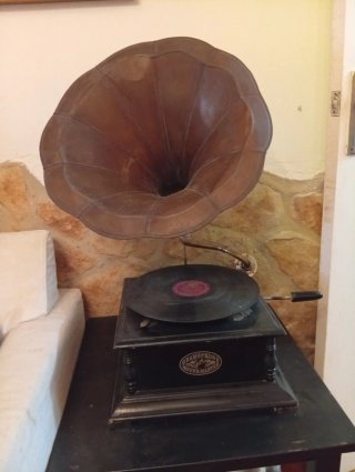 Gramola Antigua Gramophone Sound Master