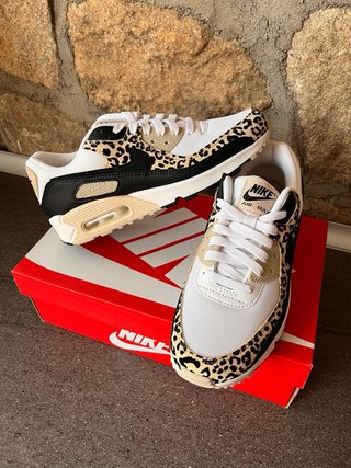 Nike Air Max con estampado de leopardo