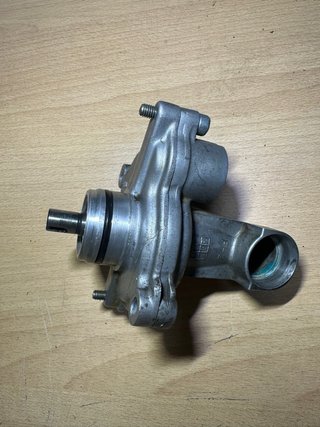 Bomba de agua Yamaha T-max 500 08-11