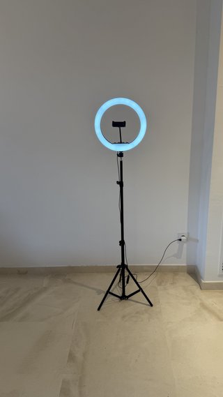 Aro de luz LED RGB con trípode