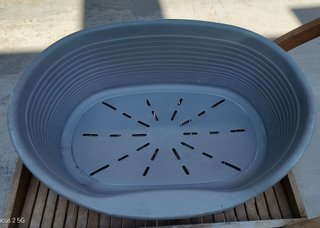 Cuccia per cani in plastica rigida