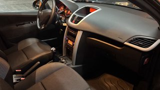 Peugeot 207 1600 HDI 2012