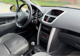 Peugeot 207 1600 HDI 2012
