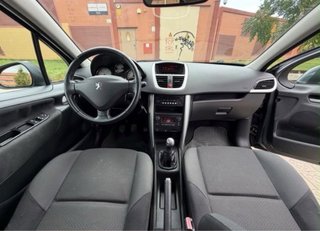 Peugeot 207 1600 HDI 2012