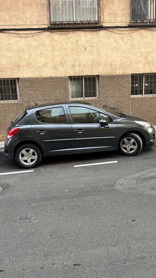 Peugeot 207 1600 HDI 2012
