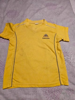 Uniforme Regina Carmeli