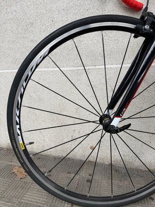 Cube Attain GTC Carbono - Shimano 105 11v NUEVA
