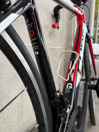 Cube Attain GTC Carbono - Shimano 105 11v NUEVA