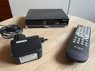 Receptor TV Satélite Engel RS8100HD