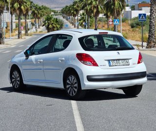 Peugeot 207 2014