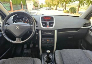 Peugeot 207 2014