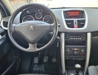 Peugeot 207 2014