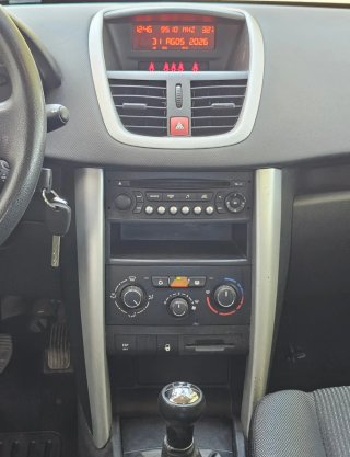 Peugeot 207 2014