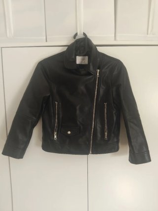 Chaqueta de cuero Zara niña Talla 8 (128 cm)