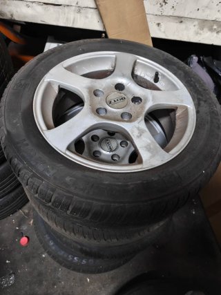 Llantas Dotz con Neumáticos de Invierno