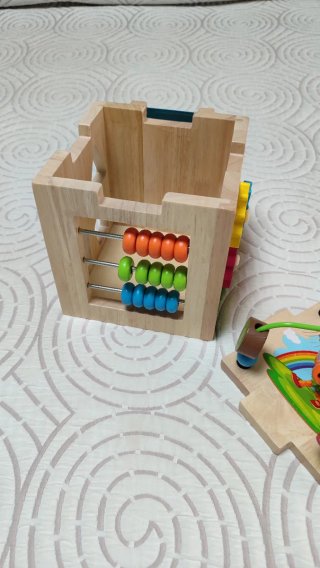 Cubo de Actividades de Madera para Bebé