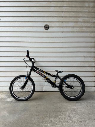 Bicicleta de Trial Monty