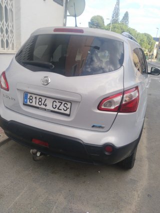 Nissan Qashqai+2 2011