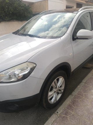 Nissan Qashqai+2 2011